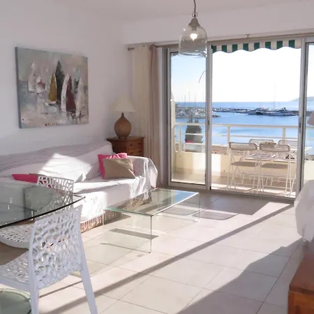 Apartment T2 Face A La Avec Terrasse En Centre-ville - - Fr-1-780-48 Sainte-Maxime