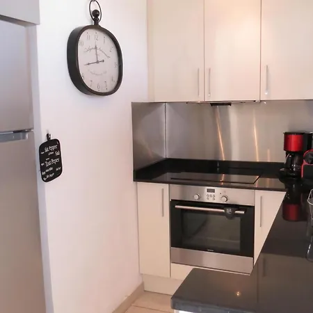 Apartament 2 Pieces Climatise Face Avec Parking A - Fr-1-780-48 Sainte-Maxime