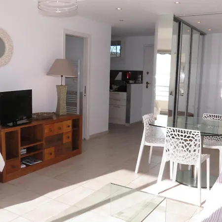Apartament 2 Pieces Climatise Face Avec Parking A - Fr-1-780-48 *