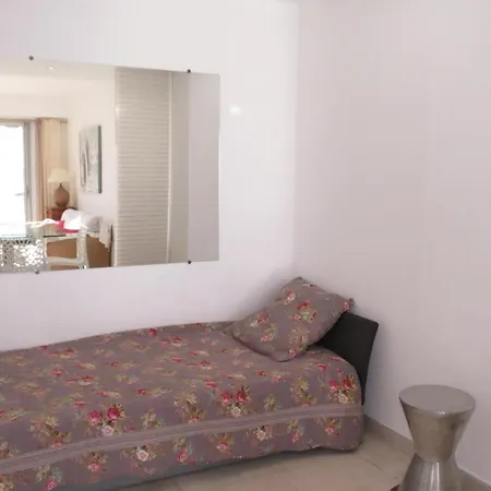 Apartament 2 Pieces Climatise Face Avec Parking A - Fr-1-780-48 *
